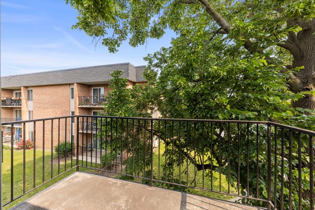 1056 N Mill St Unit 306, Naperville, IL 60563 - view of balcony