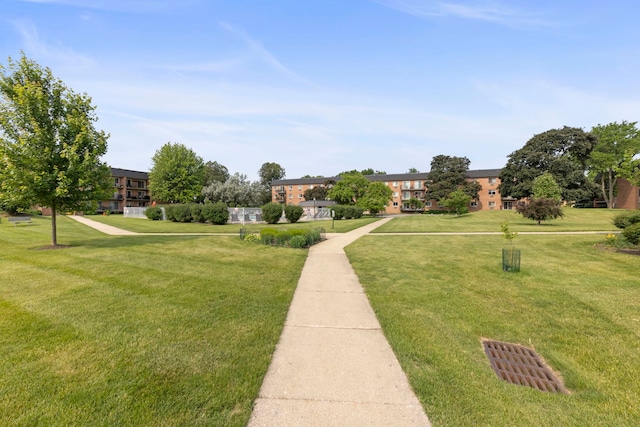1056 N Mill St Unit 306, Naperville, IL 60563 - surrounding community with a yard