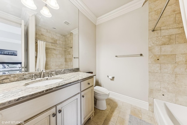 full bathroom featuring a shower with curtain, toilet, vanity, baseboards, and crown molding