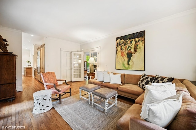 475 Maple St, Winnetka, IL 60093 - living area featuring wood finished floors and crown molding