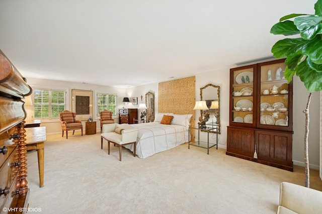 475 Maple St, Winnetka, IL 60093 - bedroom with light colored carpet
