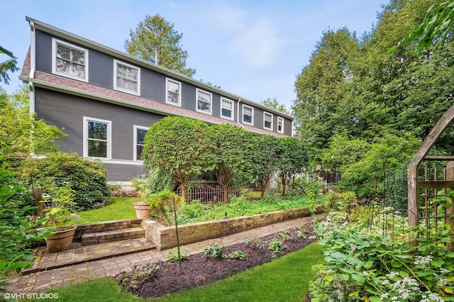 475 Maple St, Winnetka, IL 60093 - view of front of property