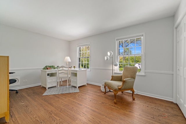 1878 Hackberry Ln, Lake Forest, IL 60045 - office space with wood finished floors and baseboards