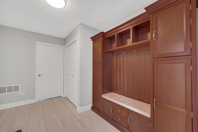 1075 Grand Mesa Ave, New Lenox, IL 60451 - mudroom featuring visible vents and baseboards