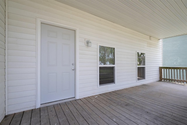 510 E Washington St, Pontiac, IL 61764 - view of wooden terrace