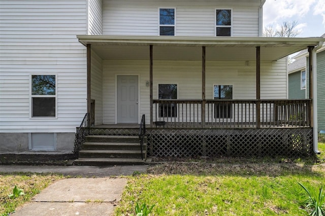 510 E Washington St, Pontiac, IL 61764 - entrance to property featuring a porch