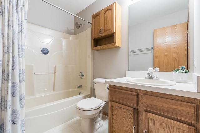 1518 Parkside Dr, Plainfield, IL 60586 - full bath featuring tile patterned floors, toilet, vanity, and shower / bathtub combination with curtain