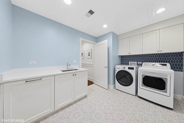 236 W Crescent Ave, Elmhurst, IL 60126 - clothes washing area featuring washing machine and clothes dryer, cabinet space, recessed lighting, and baseboards