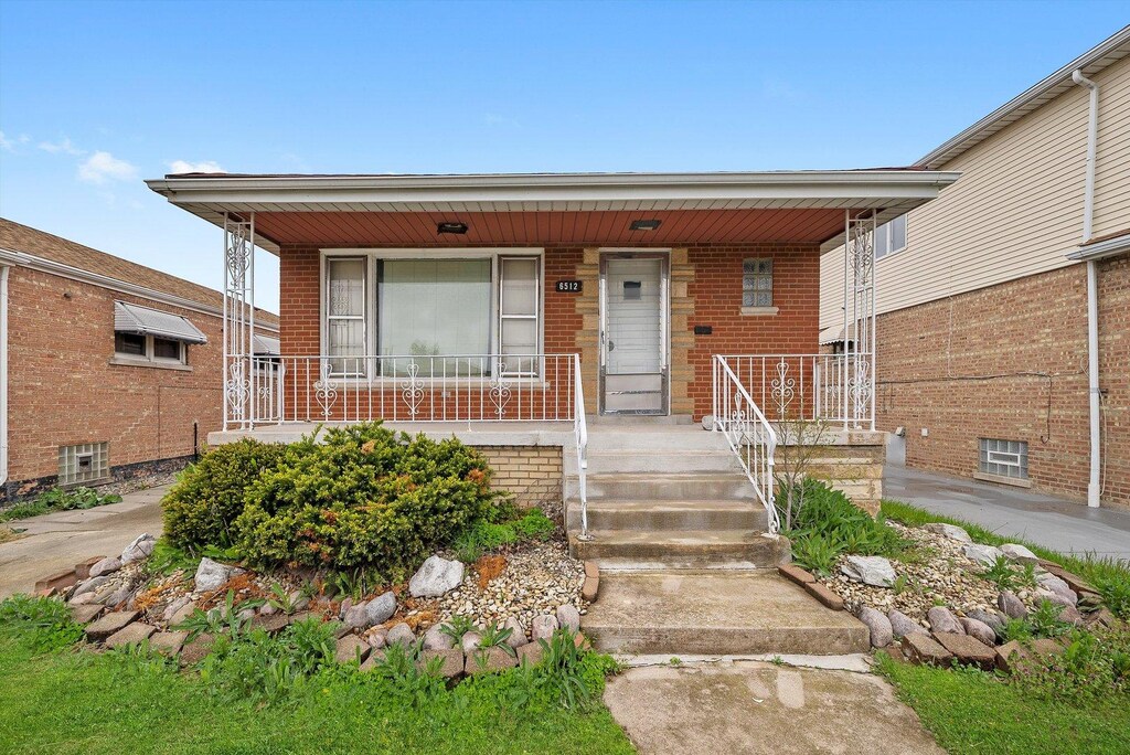 6512 W 60th St, Chicago, IL 60638 - photo 1