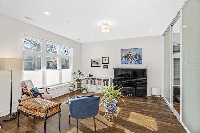 1122 Pitner Ave, Evanston, IL 60202 - living room with wood finished floors and recessed lighting