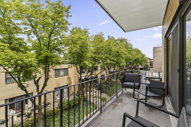 221 N Kenilworth Ave Unit 310, Oak Park, IL 60302 - view of balcony