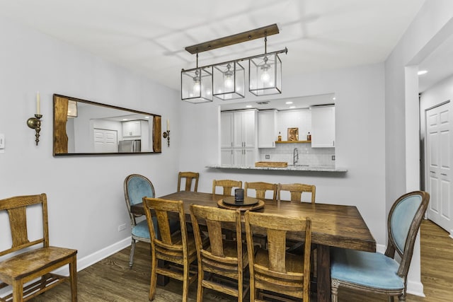 221 N Kenilworth Ave Unit 310, Oak Park, IL 60302 - dining space with wood finished floors and baseboards