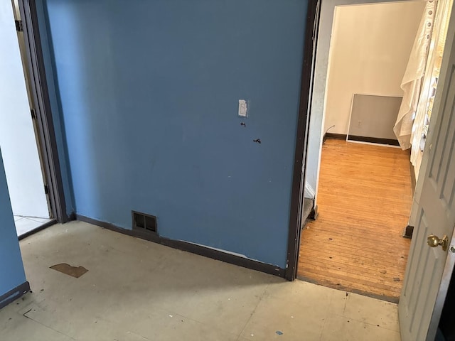 1649 N Latrobe Ave, Chicago, IL 60639 - unfurnished room featuring baseboards and visible vents