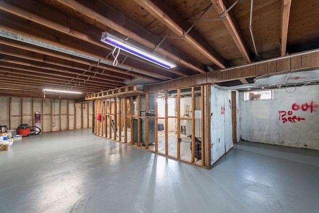 2214 Gilead Ave, Zion, IL 60099 - view of below grade area
