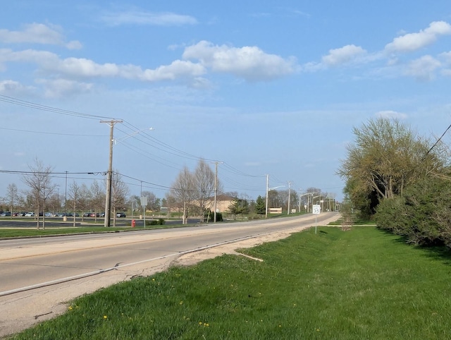 582 W Dresser Rd, Dekalb, IL 60115