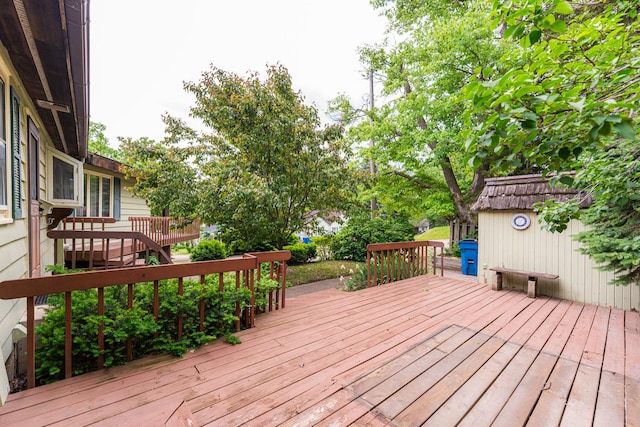 609 Moss Pl, Dixon, IL 61021 - view of wooden terrace