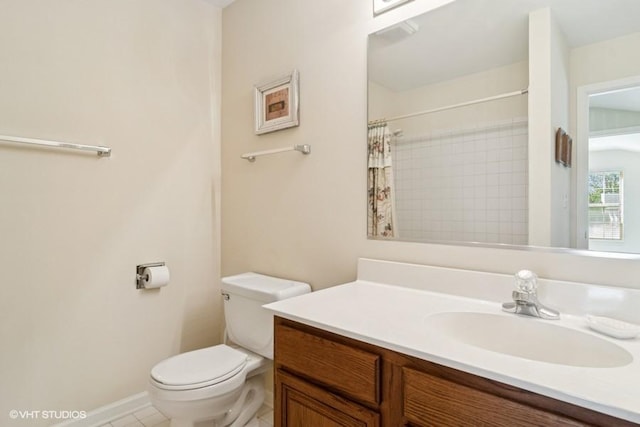 838 Old Checker Rd Unit D-4, Buffalo Grove, IL 60089 - bathroom featuring toilet, vanity, curtained shower, and tile patterned floors