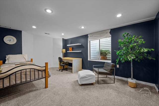 bedroom with carpet floors, recessed lighting, baseboards, and visible vents
