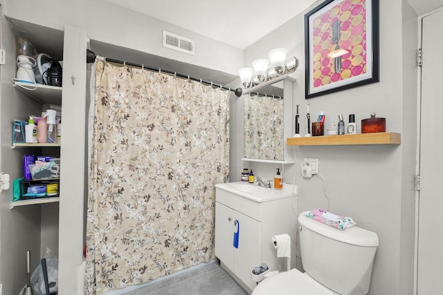 full bath with tile patterned floors, toilet, curtained shower, vanity, and visible vents