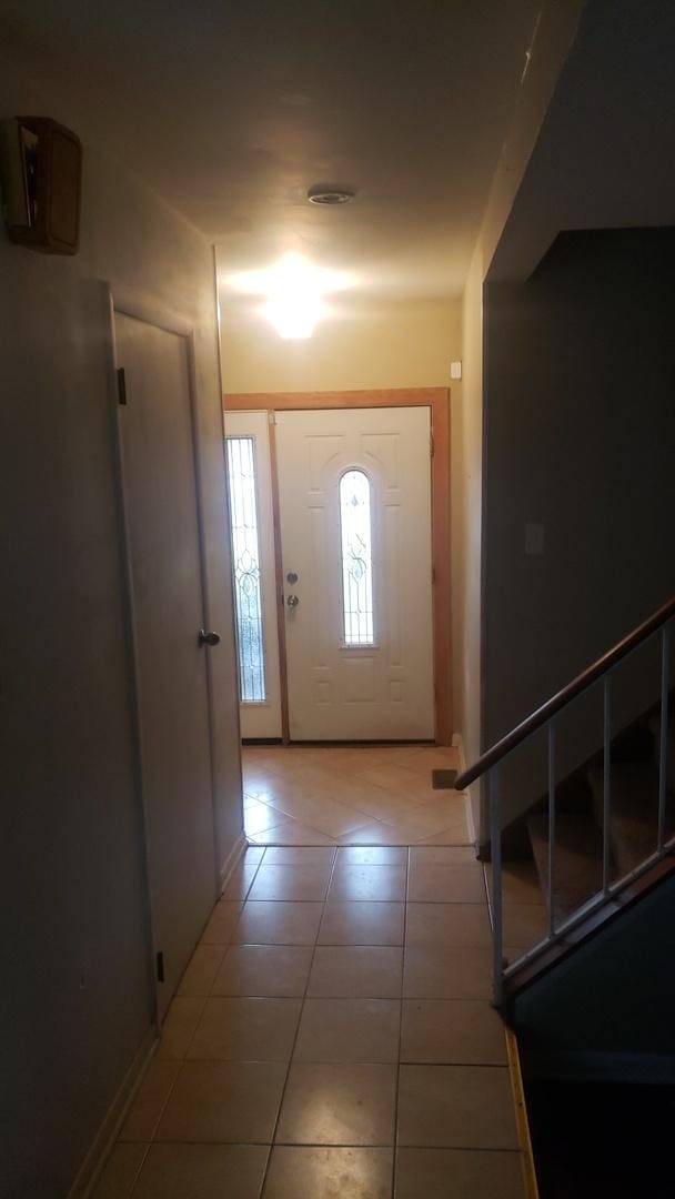 5326 Yale Ln, Matteson, IL 60443 - doorway to outside with light tile patterned floors
