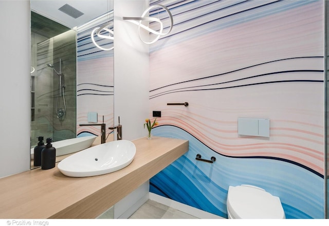 1833 W Evergreen Ave, Chicago, IL 60622 - bathroom with a shower and toilet