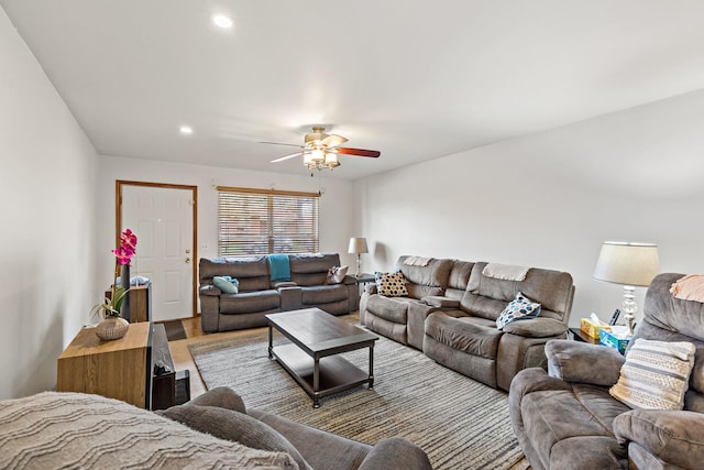 14004 Whipple St, Blue Island, IL 60406 - living area featuring recessed lighting and a ceiling fan
