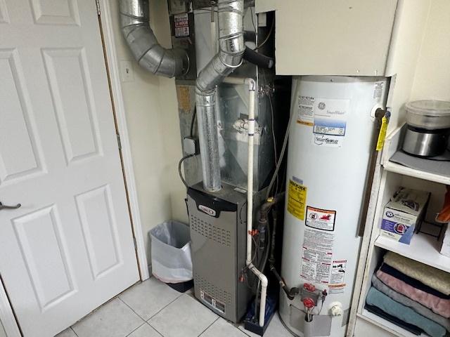 750 Evergreen Ln, Bartlett, IL 60103 - utilities featuring water heater