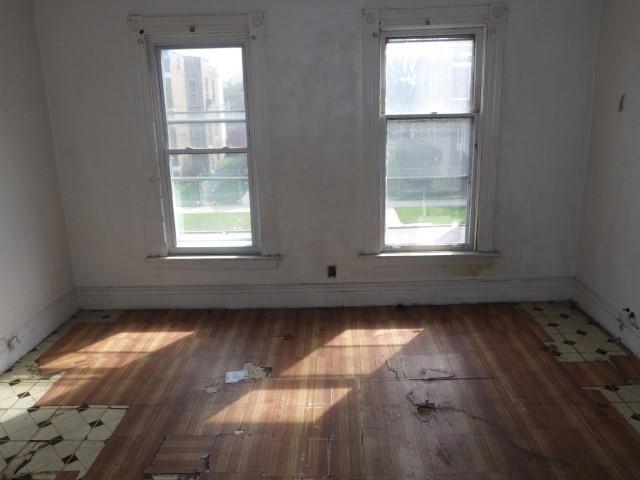10916 S Wabash Ave, Chicago, IL 60628 - photo 14