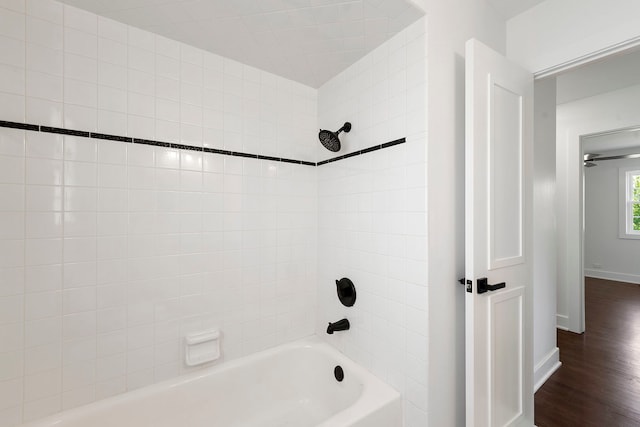 1100 Leicester Rd, Elk Grove Village, IL 60007 - bathroom featuring shower / tub combination and wood finished floors