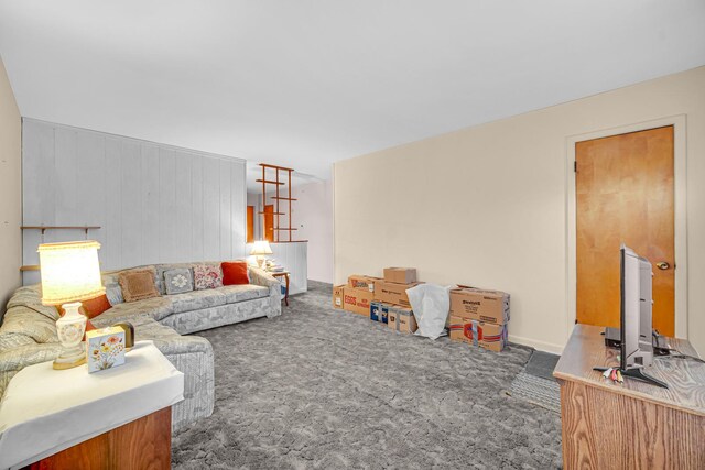 living room with carpet flooring