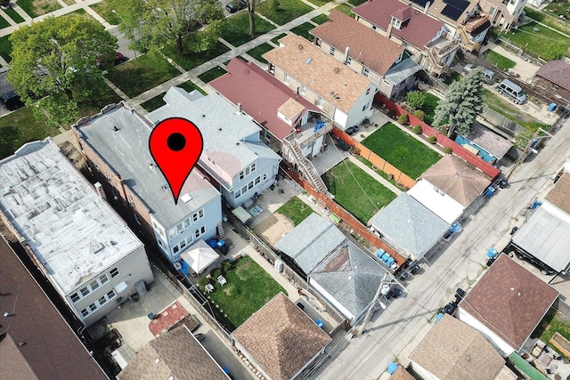 birds eye view of property featuring a residential view
