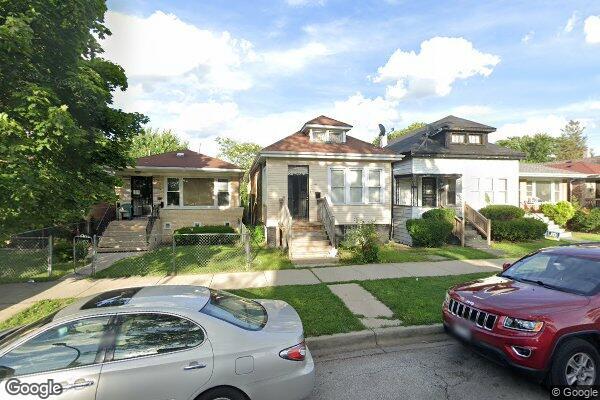 bungalow with fence