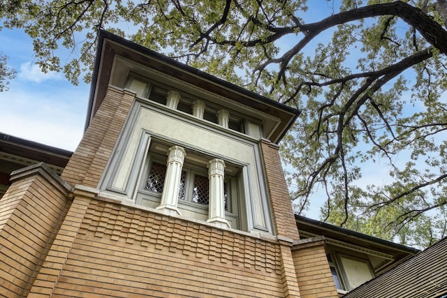 view of home's exterior