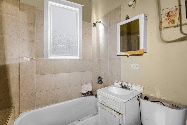 1516 S Homan Ave, Chicago, IL 60623 - bathroom with vanity and shower / bathing tub combination