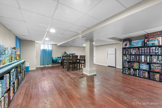 6561 Dunham Rd, Downers Grove, IL 60515 - sitting room featuring wood finished floors, baseboards, a drop ceiling, and recessed lighting