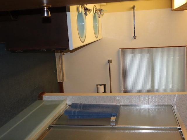 1605 Sharon Rd, Streator, IL 61364 - view of bathroom