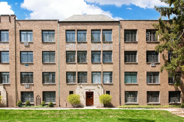 view of building exterior