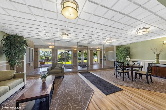 5400 Walnut Ave Unit 214, Downers Grove, IL 60515 - lobby featuring wainscoting