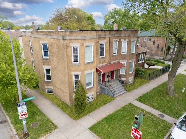 6601 S St Lawrence Ave, Chicago, IL 60637 - view of building exterior