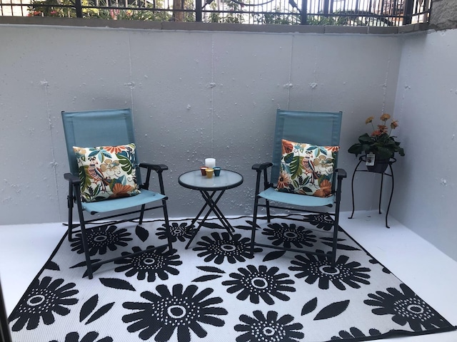 2515 W Harrison St Unit 1, Chicago, IL 60612 - view of patio