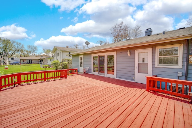 1595 Highland Blvd, Hoffman Estates, IL 60169 - wooden terrace featuring a lawn