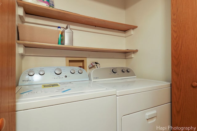 404 Rand Rd, Lakemoor, IL 60050 - laundry area featuring laundry area and washing machine and clothes dryer