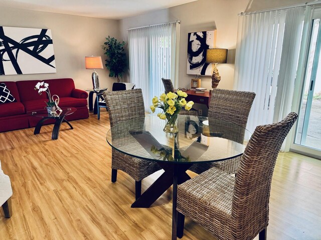 2004 Bruce Dr Unit 1, Urbana, IL 61801 - dining area with light wood-style flooring