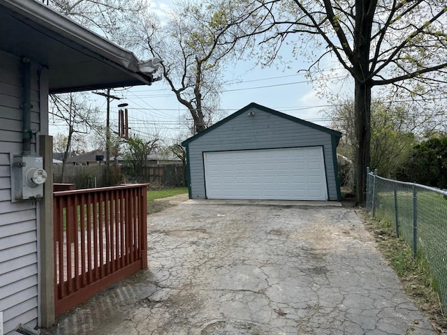 detached garage with fence
