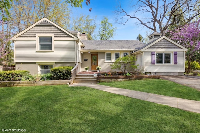 424 Hill St, Downers Grove, IL 60515 - split level home featuring a chimney and a front yard