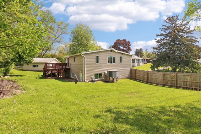 38622 N Drexel Blvd, Antioch, IL 60002 - rear view of property featuring a deck