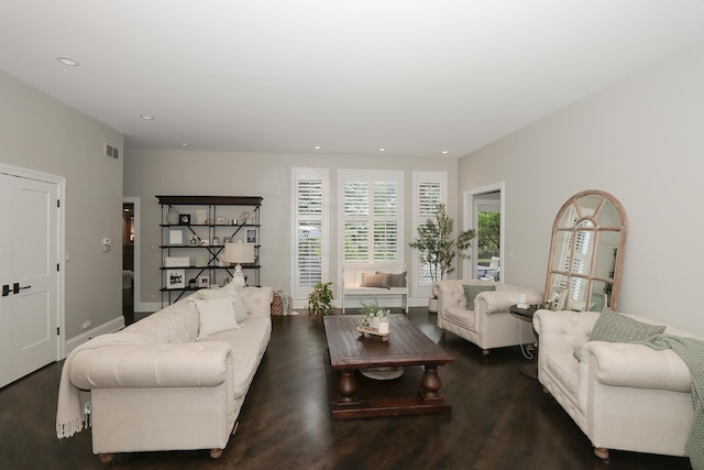 67 Katrina Ln, Sleepy Hollow, IL 60118 - living area featuring recessed lighting, wood finished floors, and baseboards