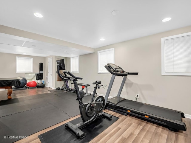 1301 Hawkins Ct, Saint Charles, IL 60174 - workout area featuring baseboards, recessed lighting, and wood finished floors