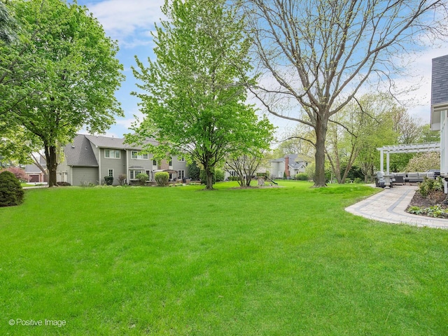 1301 Hawkins Ct, Saint Charles, IL 60174 - view of yard featuring a pergola
