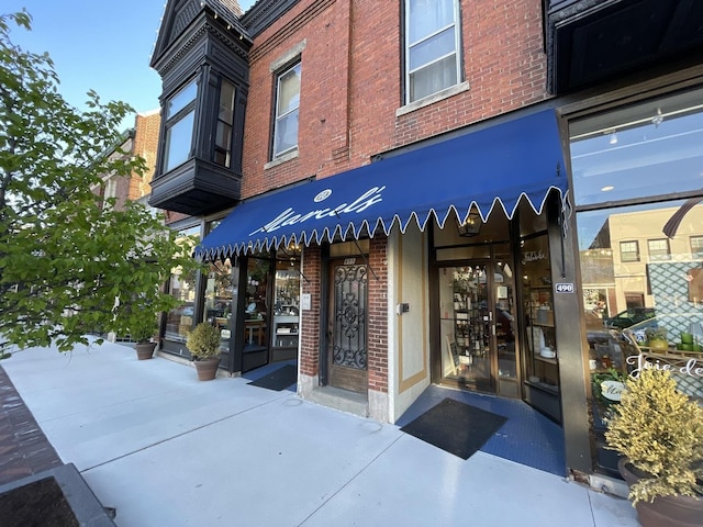 519 N Main St Unit 4Bn, Glen Ellyn, IL 60137 - view of building exterior